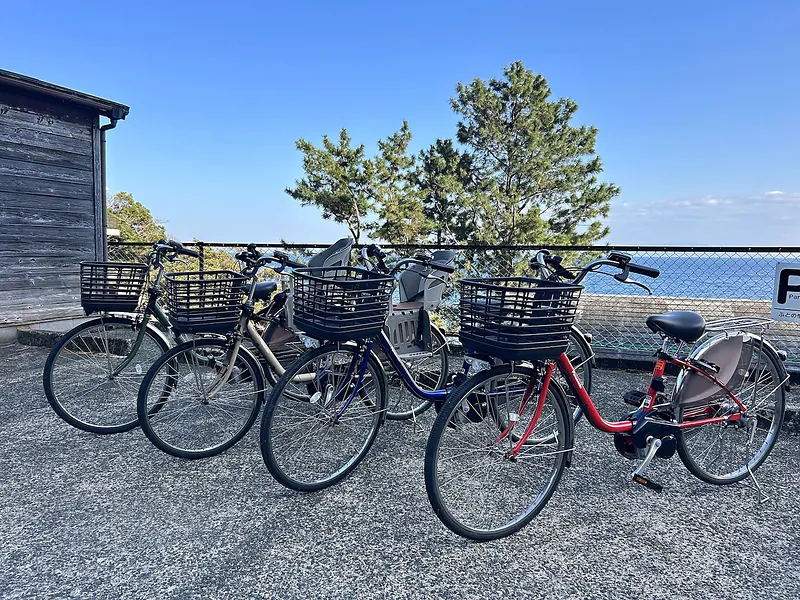電動自転車4台を無料で貸出。富戸散策に便利